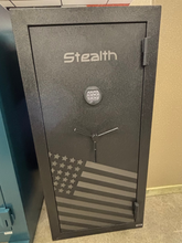 Pre-Owned Stealth EGS28 Essential Flag Gun Safe